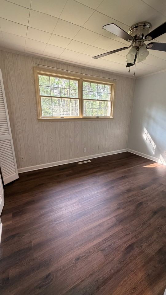 825 N Saylor St - Photo 6 of 9