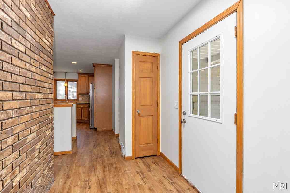 8303 Cowan Lake Dr Ne - Photo 2 of 20