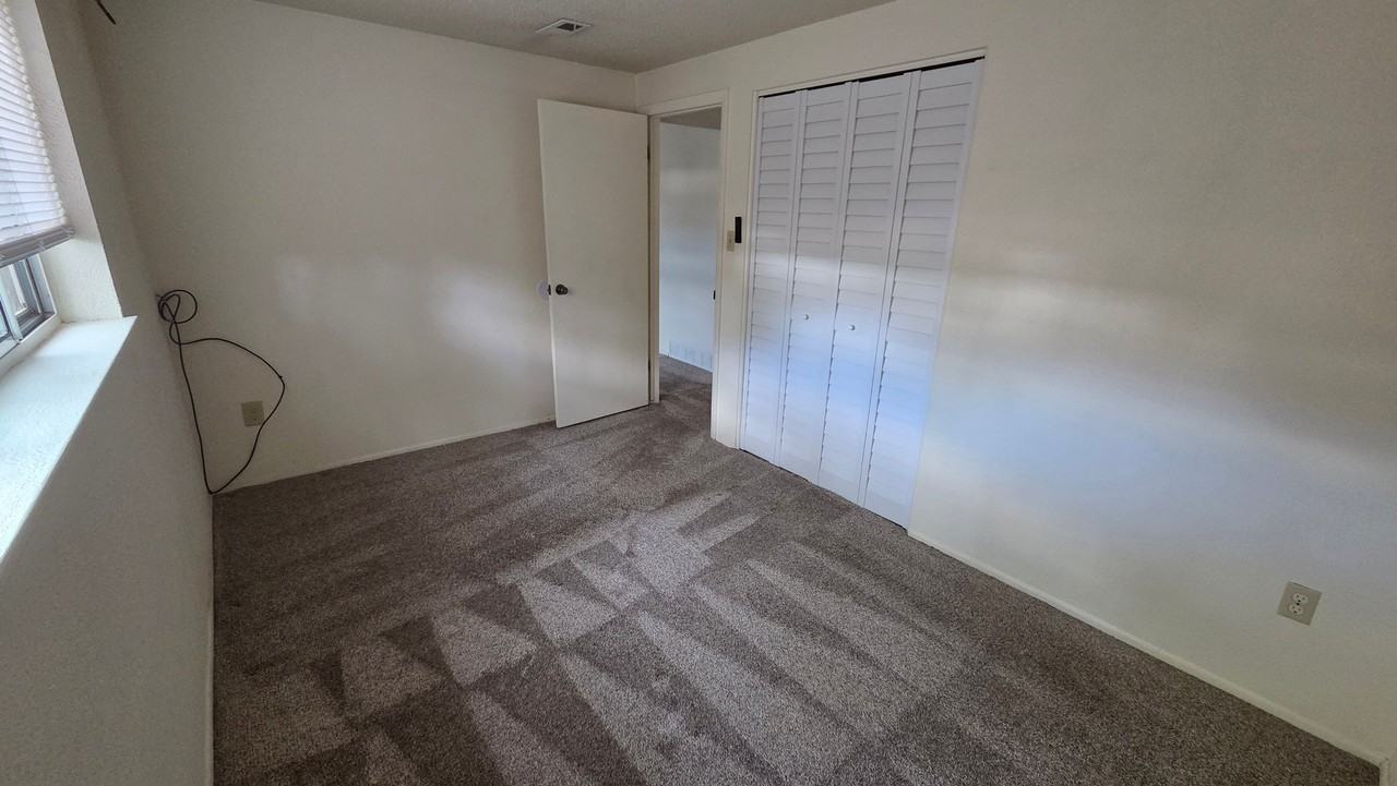 10 Douglas Ln - Photo 5 of 8