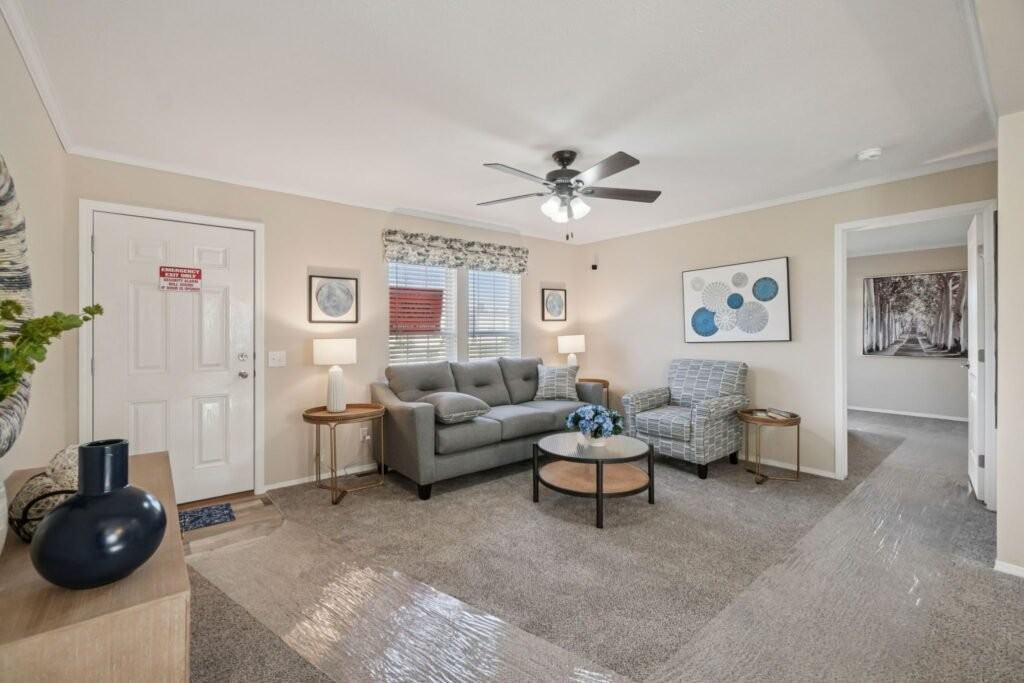 1237 Westover Blvd - Photo 2 of 14