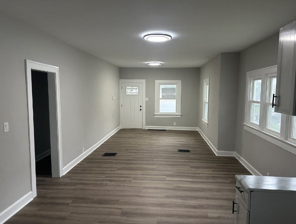 1826 Mansfield St - Photo 3 of 4