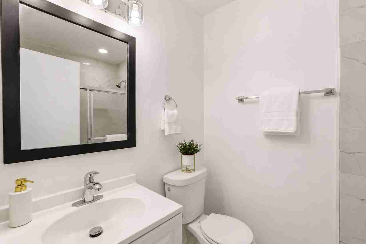 14819 Smethwick Pl - Photo 6 of 20