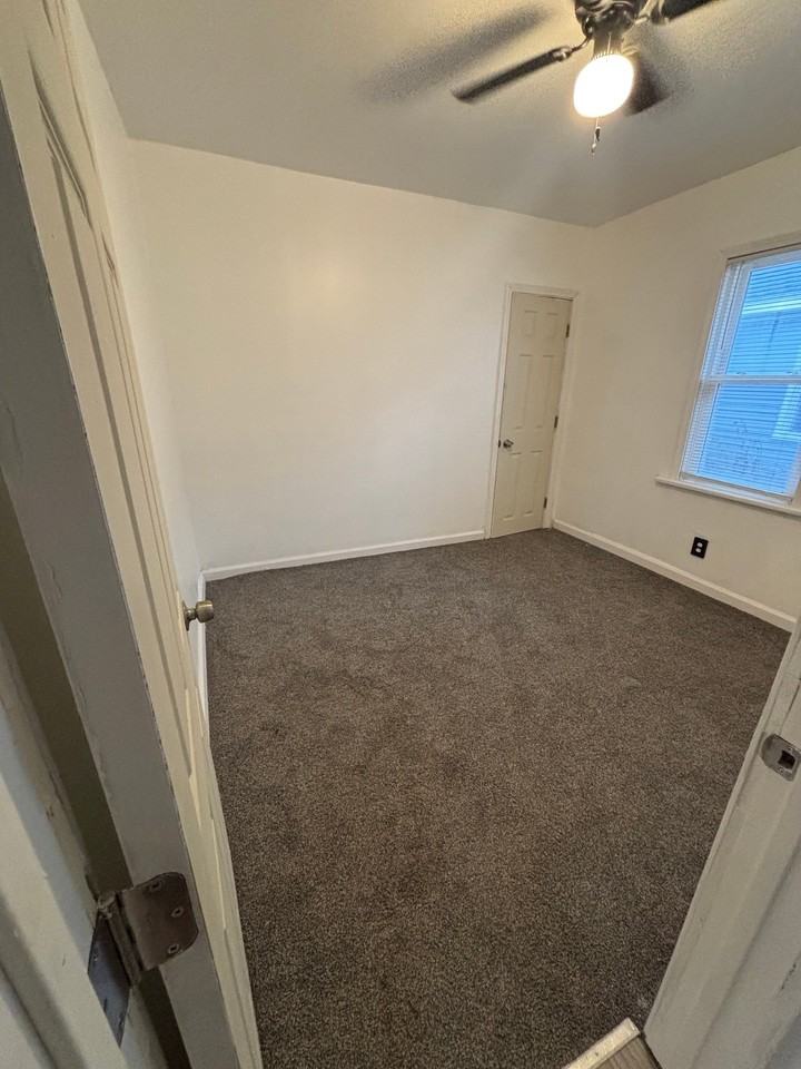 1 Swayze St - Photo 5 of 7
