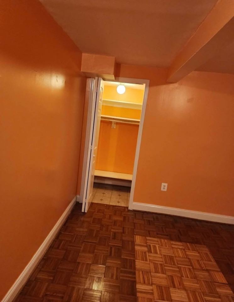12713 Claxton Dr - Photo 2 of 14