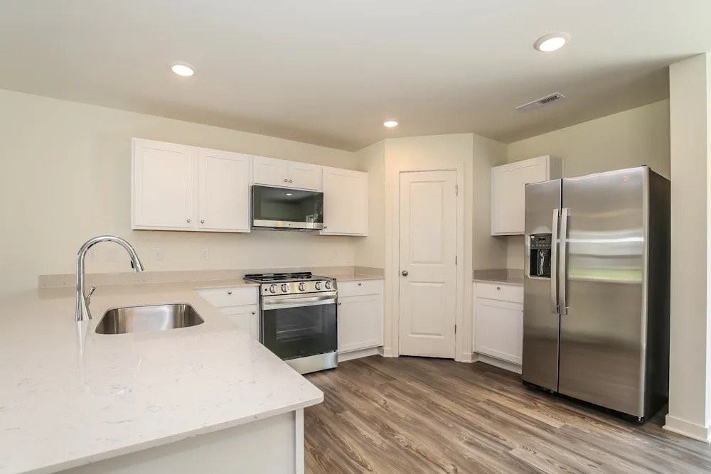 20 Fisher Ferry St - Photo 5 of 10