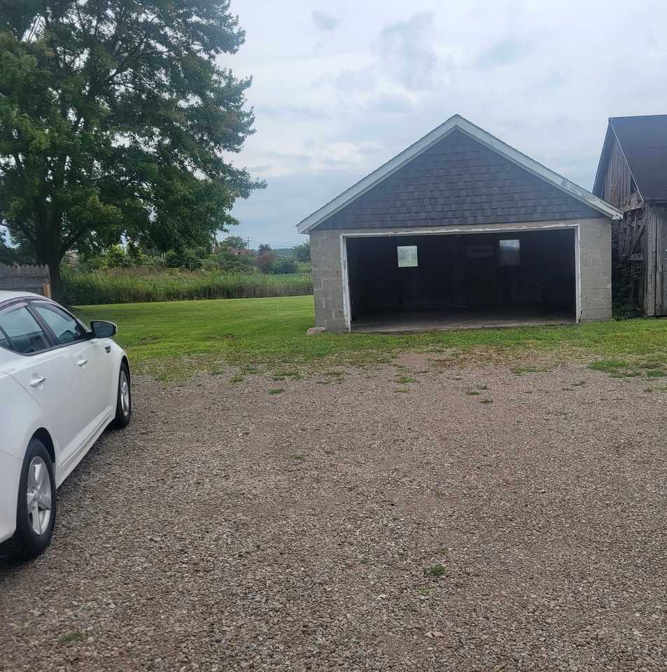 5800 Marine City Hwy - Photo 3 of 20