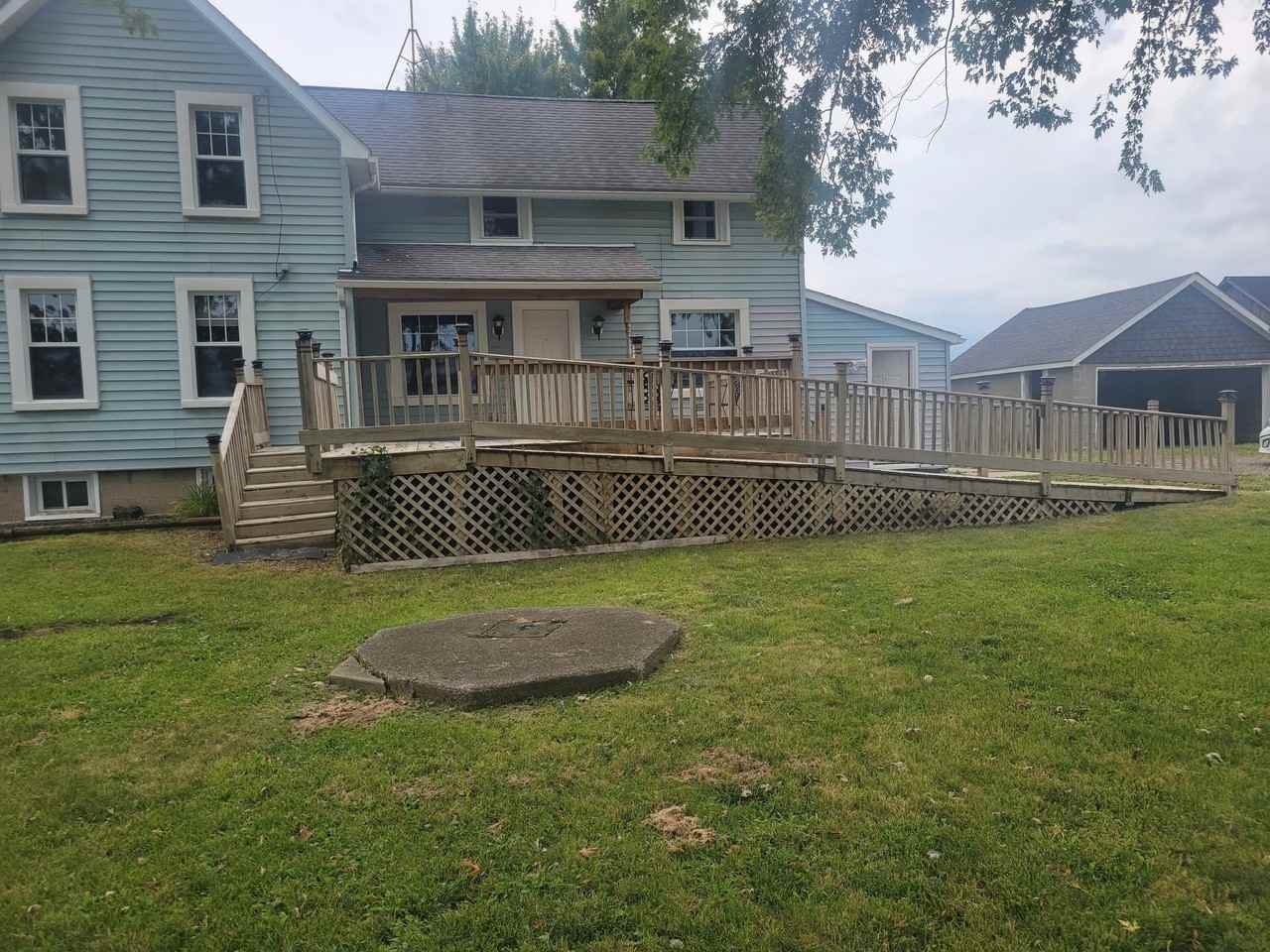 5800 Marine City Hwy - Photo 5 of 20