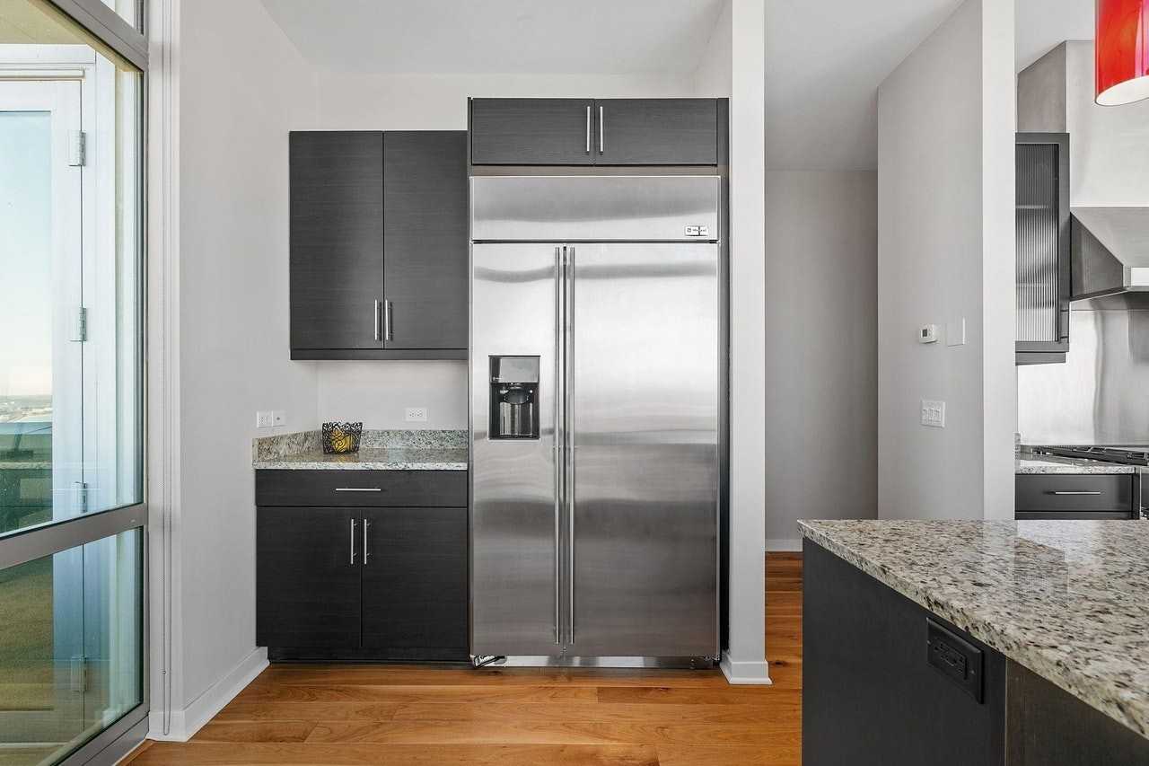 929 Portland Avenue South - Photo 5 of 28
