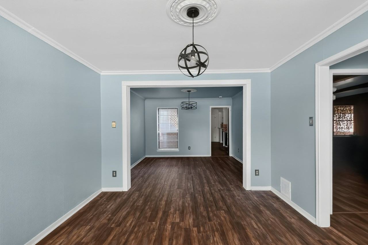 9223 Tooley Drive - Photo 6 of 41