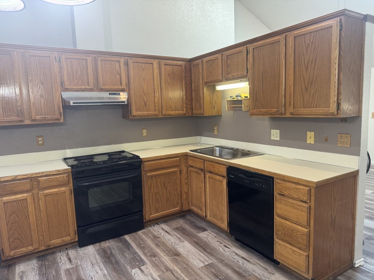 1436 Nw Island Lake Rd #1 - Photo 7 of 28