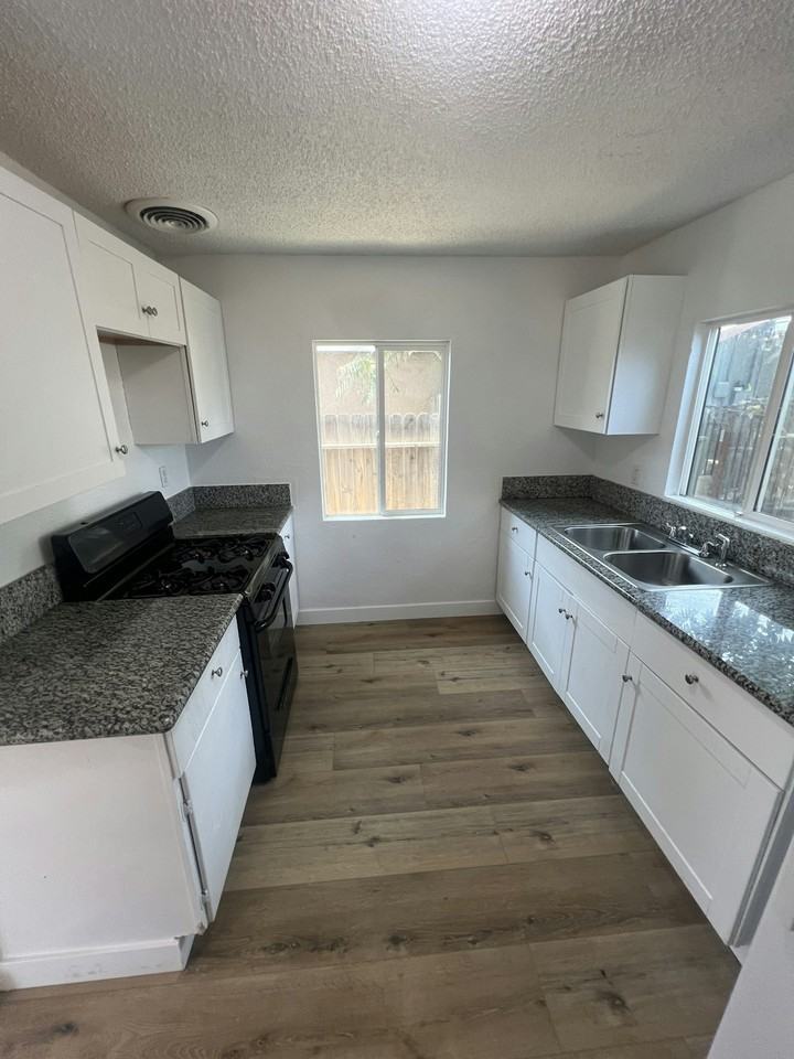 2443 South 10th Street, Unit 105 - Photo 4 of 17