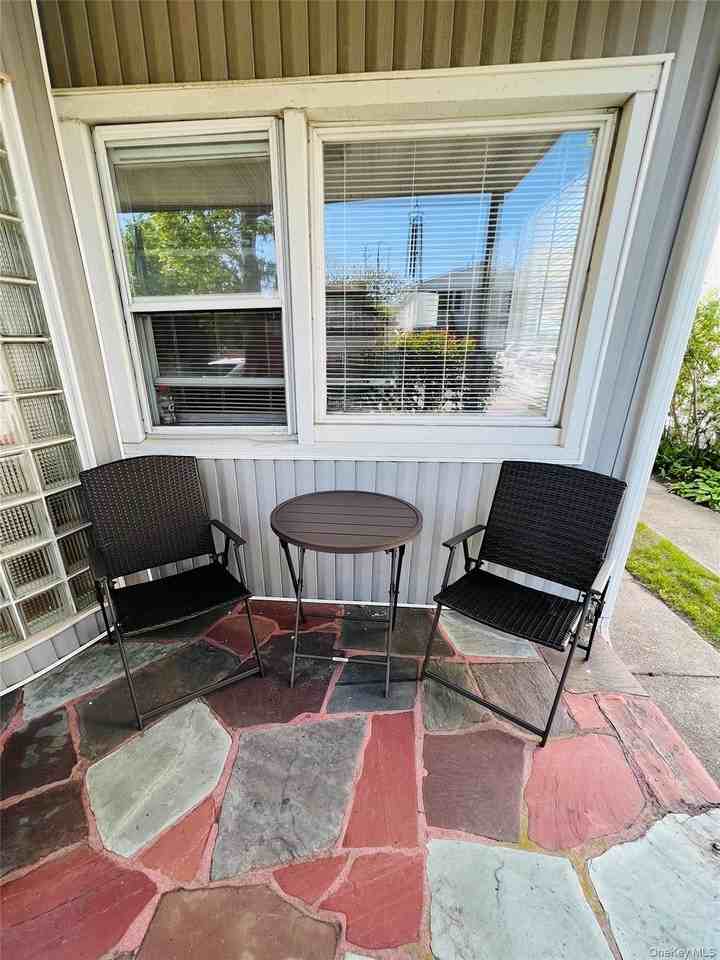 435 E Chester St ##1 - Photo 2 of 13