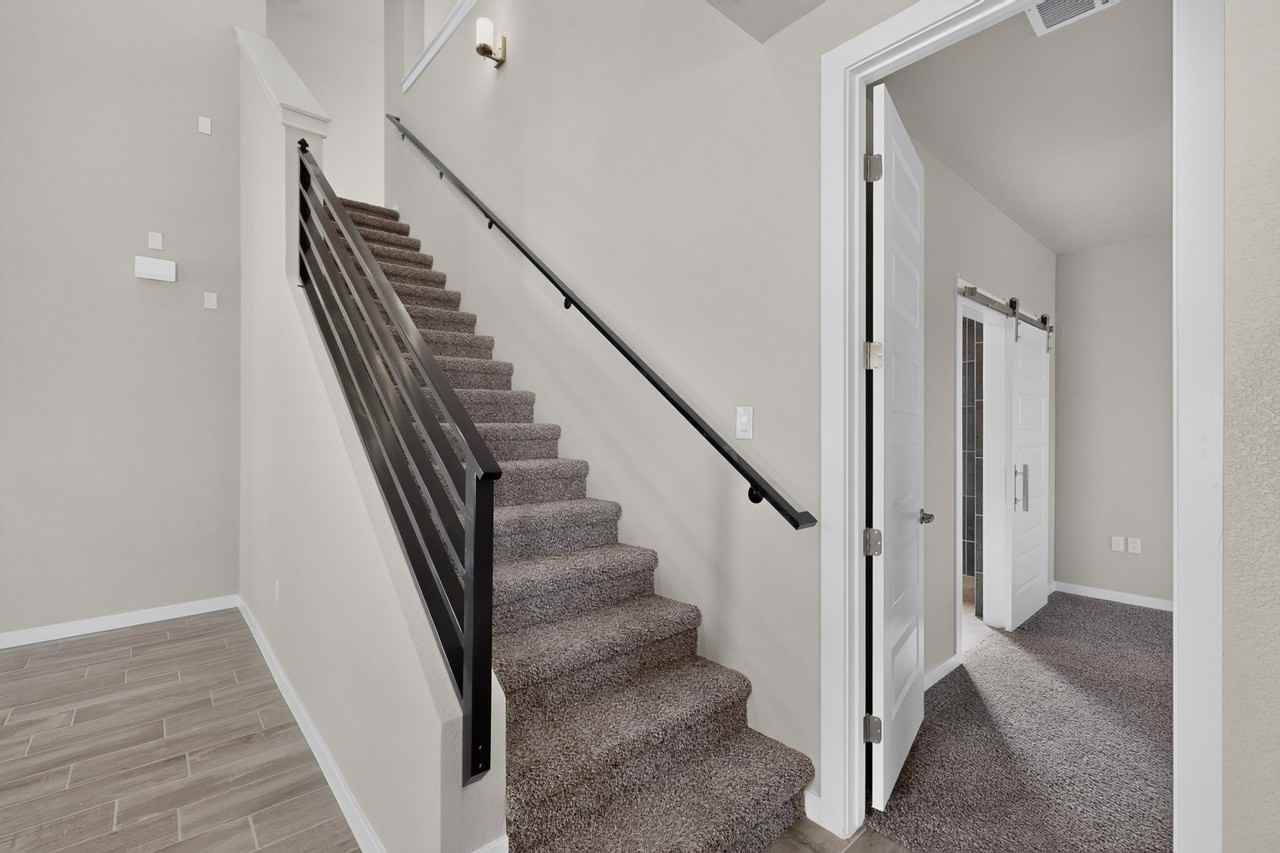 9930 Isla Pl #1 - Photo 6 of 42