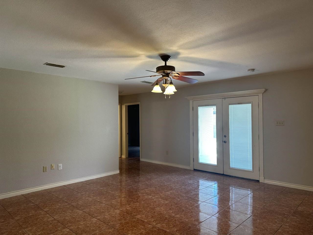 9019 Siller Loop - Photo 7 of 15