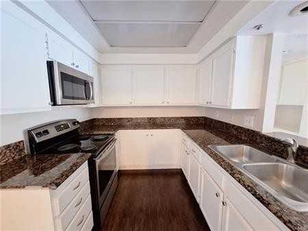 92 Country Mile Rd - Photo 2 of 27