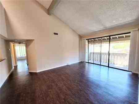 92 Country Mile Rd - Photo 6 of 27