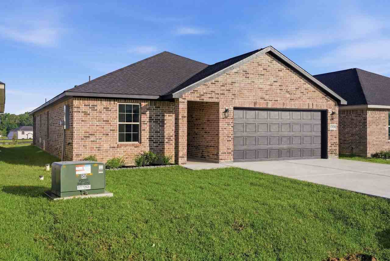 13134 Lake Conroe Bay Rd - Photo 3 of 50