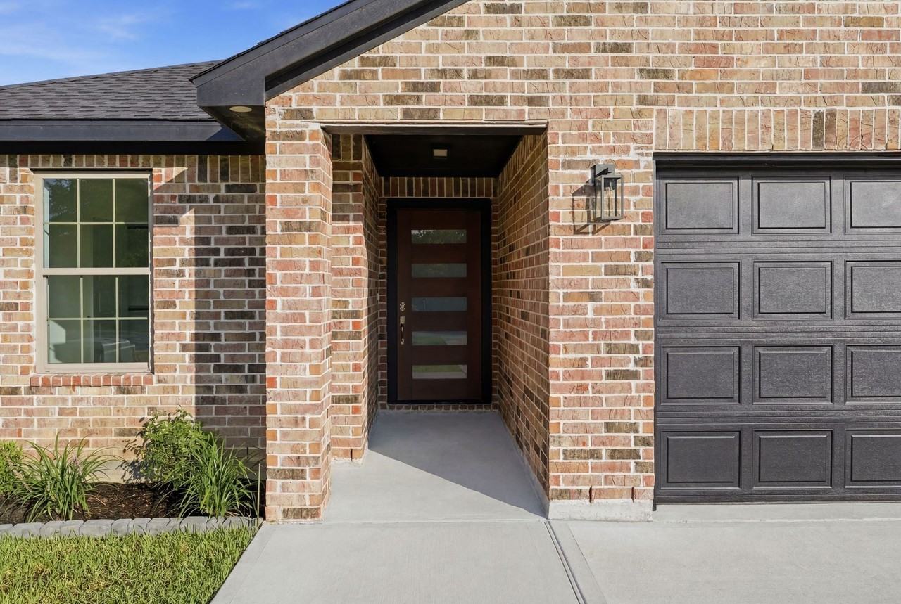 13134 Lake Conroe Bay Rd - Photo 4 of 50