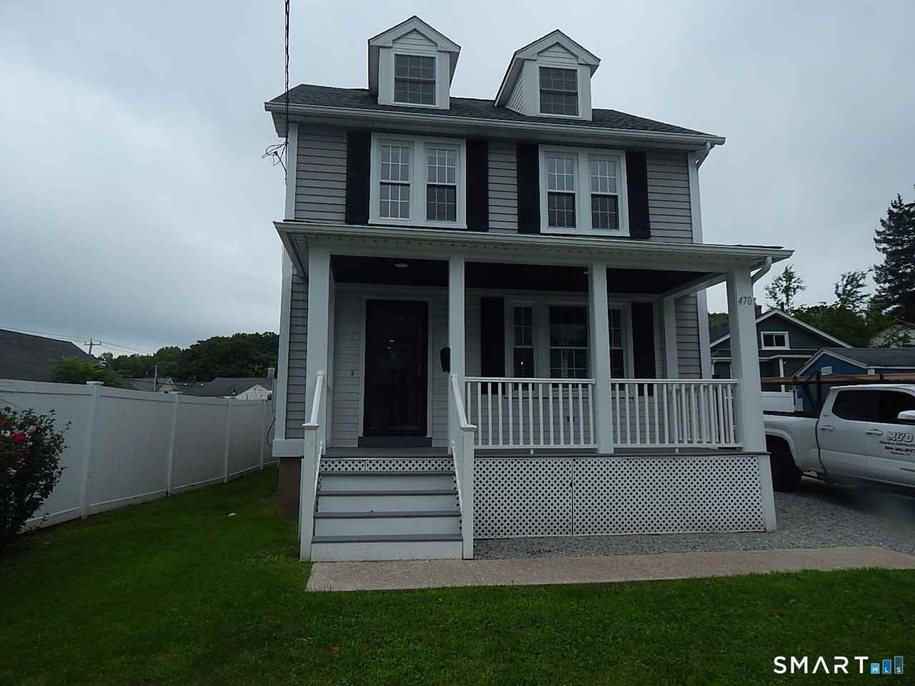 470 E Main St - Photo 2 of 29