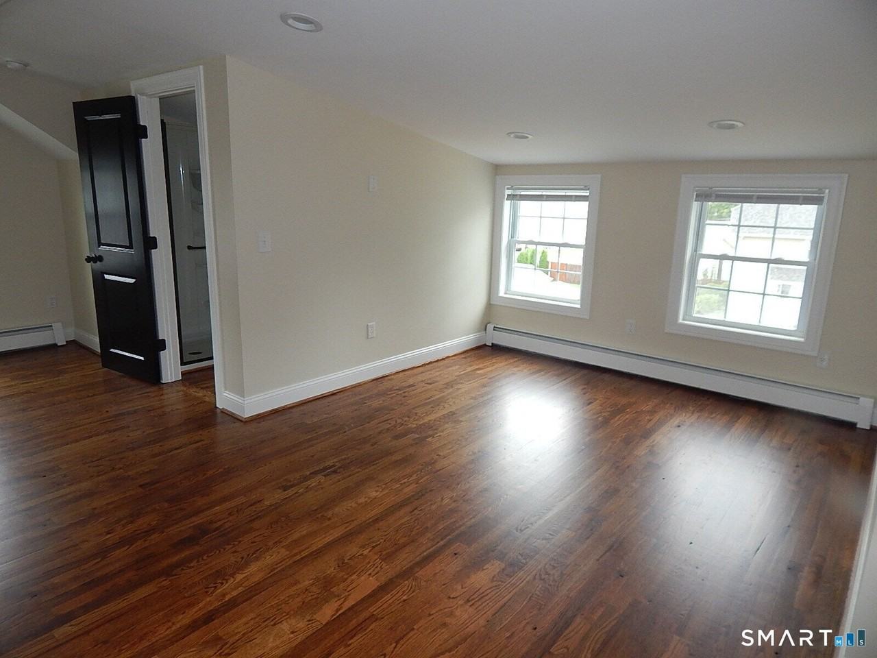 470 E Main St - Photo 6 of 29