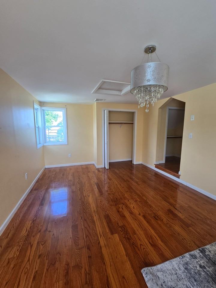Tudor Cres - Photo 7 of 13