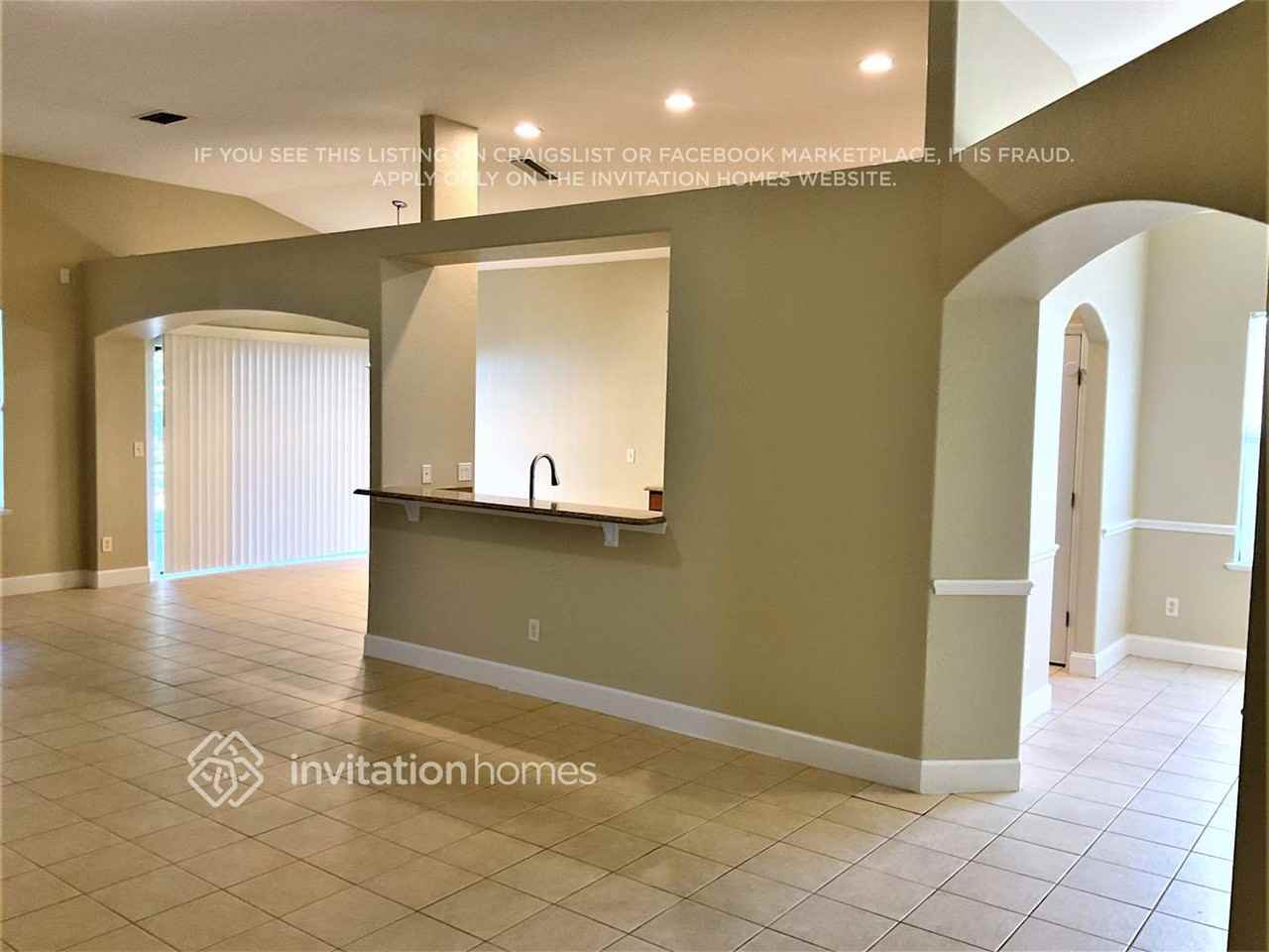 796 Lake Cummings Blvd - Photo 4 of 11