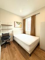 Private Bedroom in 5 Bedroom/2 Bathroom Home - Photo 1 of 1