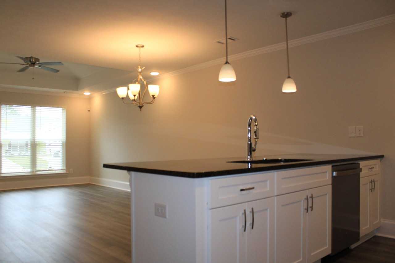 8116 Bannock Cir - Photo 7 of 31