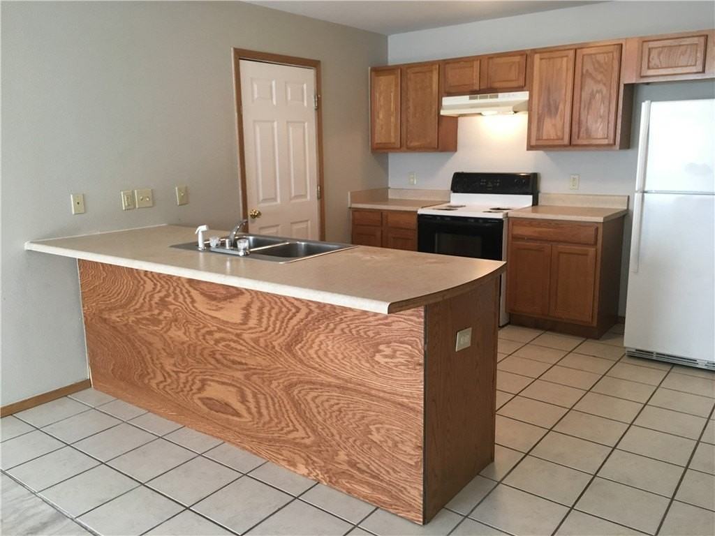 962 Remington Dr #A - Photo 2 of 5