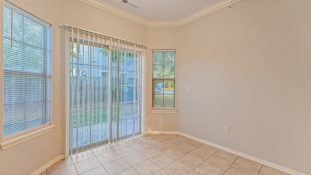 2626 N Arroyo Ave #3 - Photo 7 of 18