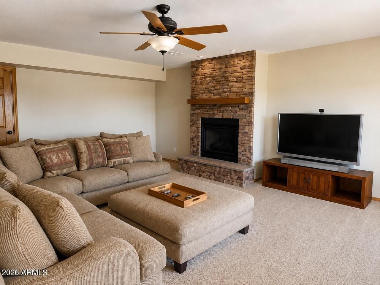 805 N Grapevine Cir - Photo 6 of 42