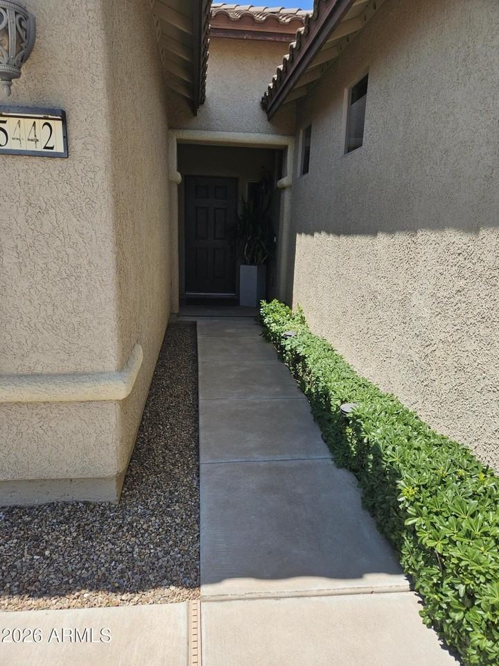 5442 Los Gatos Ct - Photo 3 of 36
