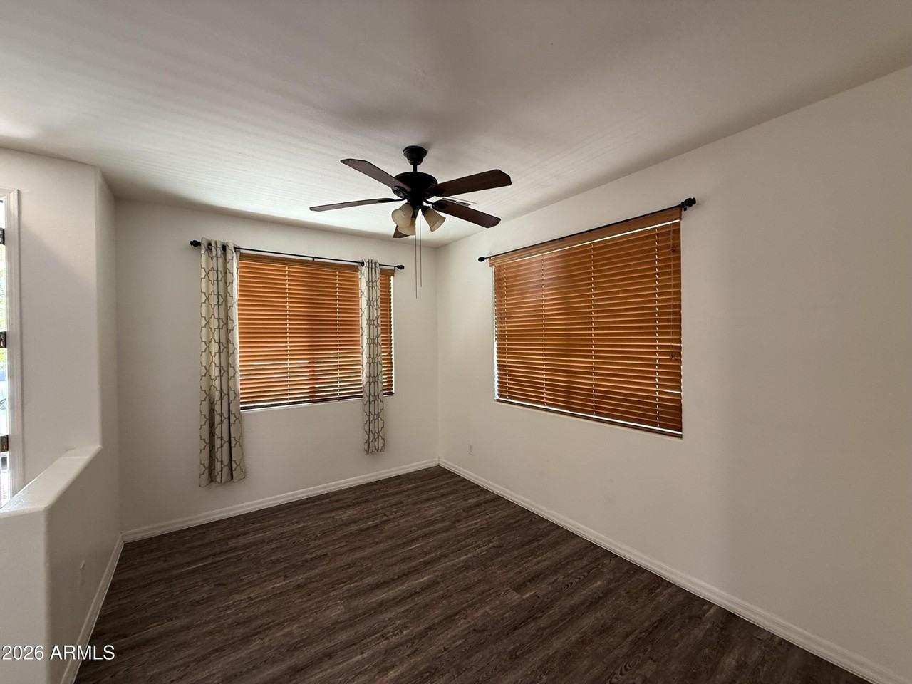 1670 E Elgin St - Photo 5 of 25