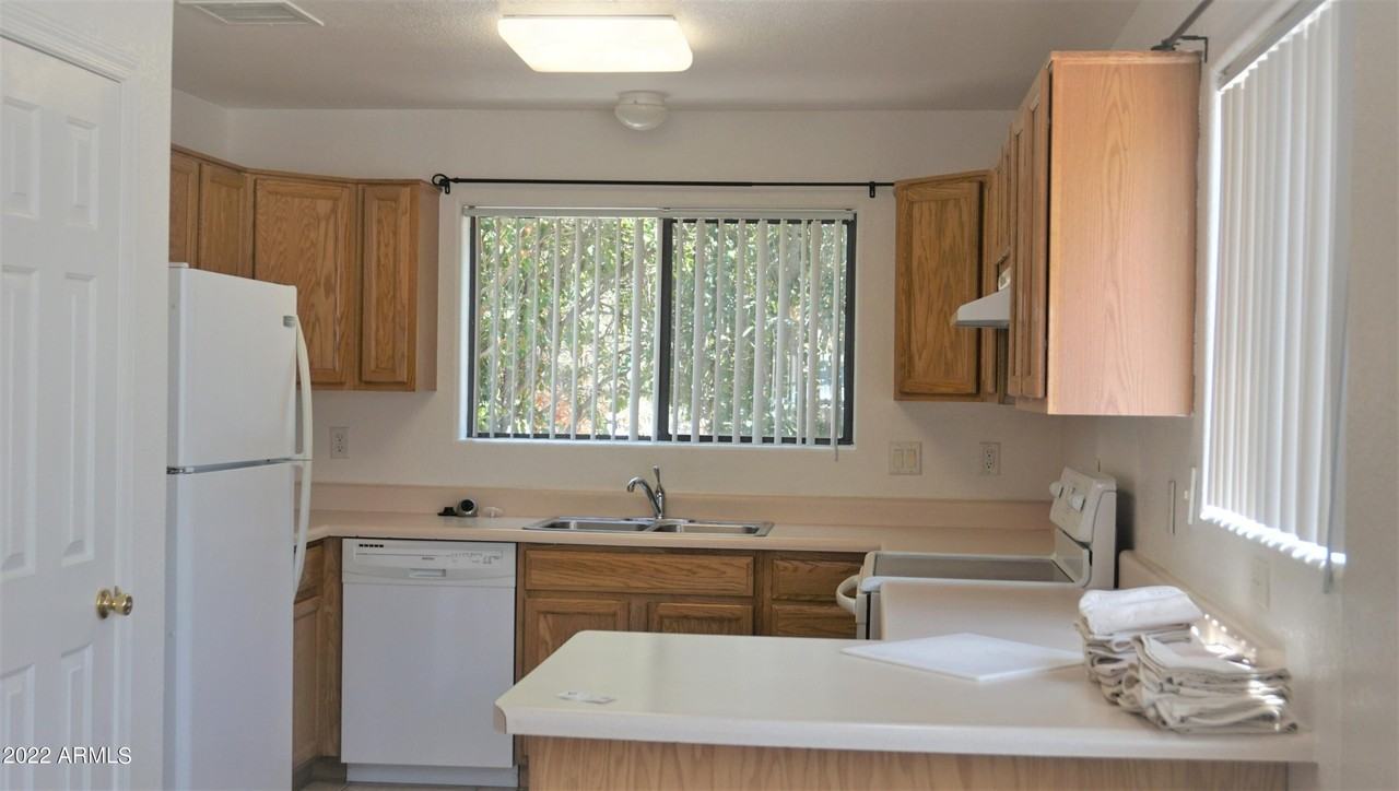 4410 Buena Loma Way #B - Photo 5 of 21