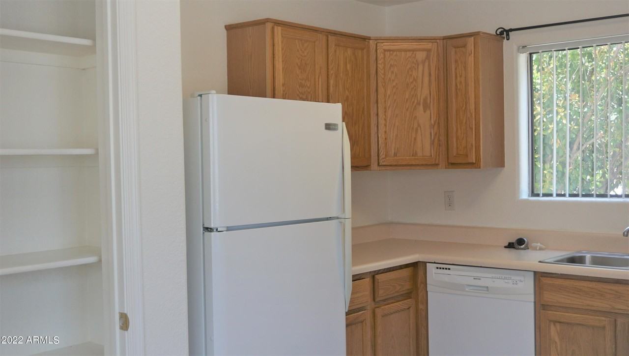 4410 Buena Loma Way #B - Photo 6 of 21