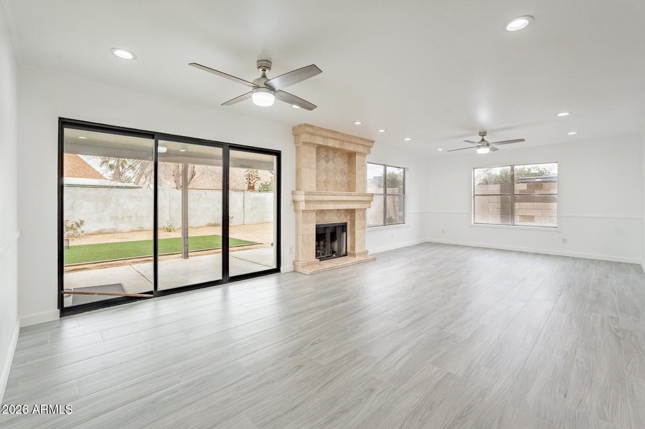 4768 W Piute Ave - Photo 6 of 50