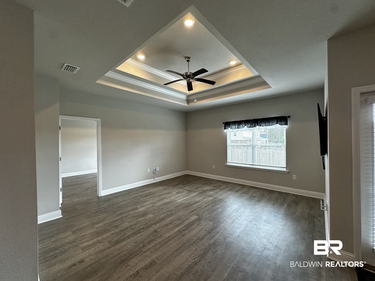 31468 Memphis Loop - Photo 2 of 26