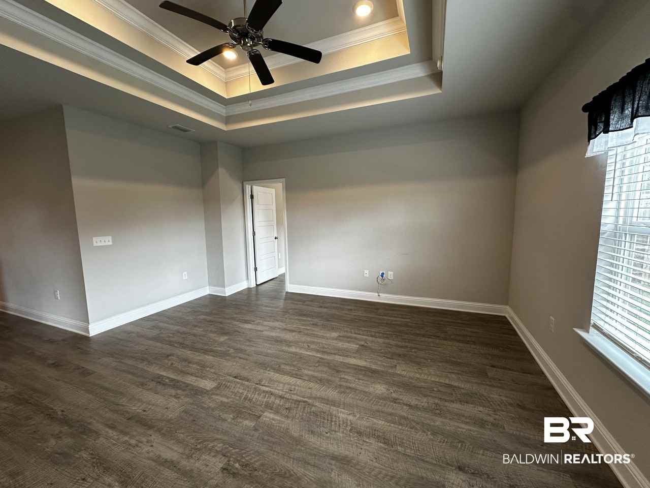 31468 Memphis Loop - Photo 3 of 26