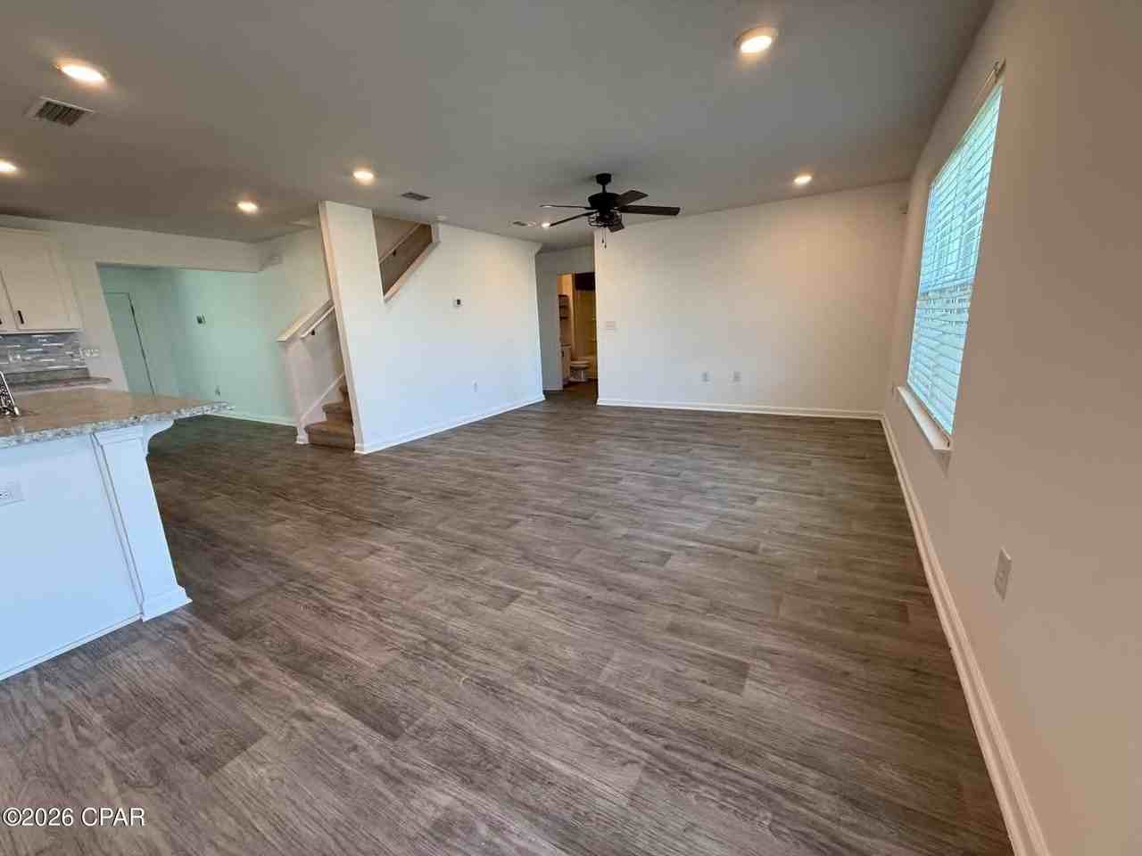 7300 Ellie B Dr - Photo 6 of 24