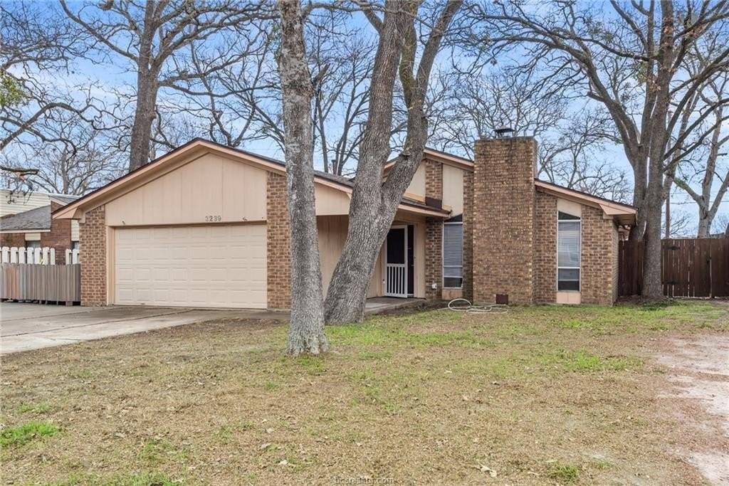 3239 Red Robin Loop - Photo 2 of 15