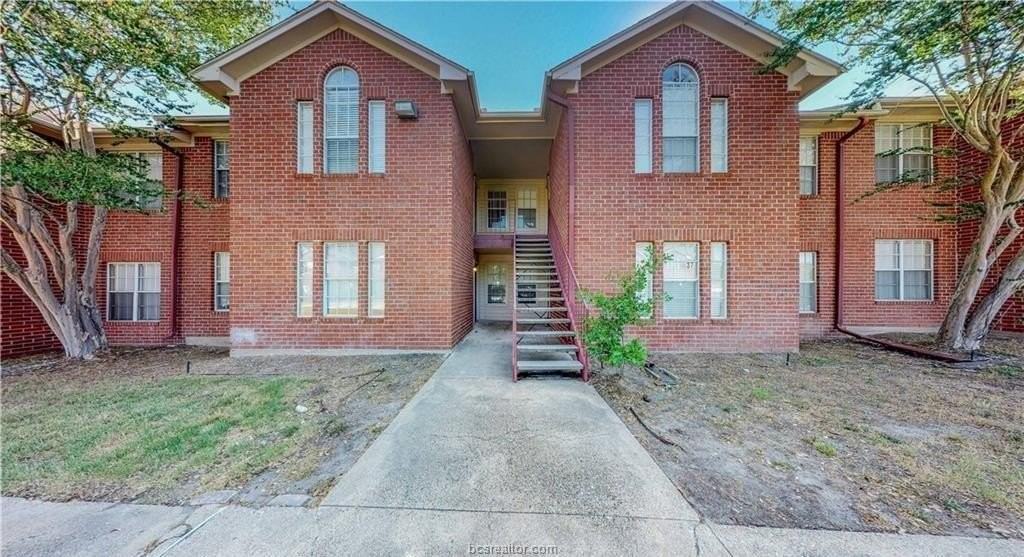 701C Balcones Dr #43