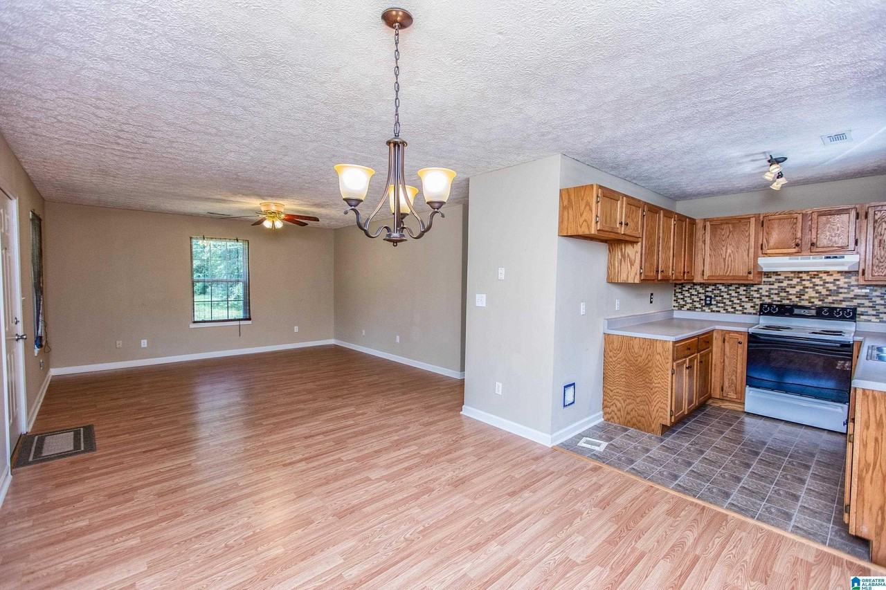 2307 3rd Ave S - Photo 6 of 19
