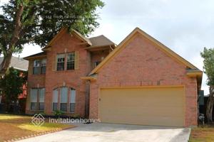 featured image of 4634 Lincolnshire Dr