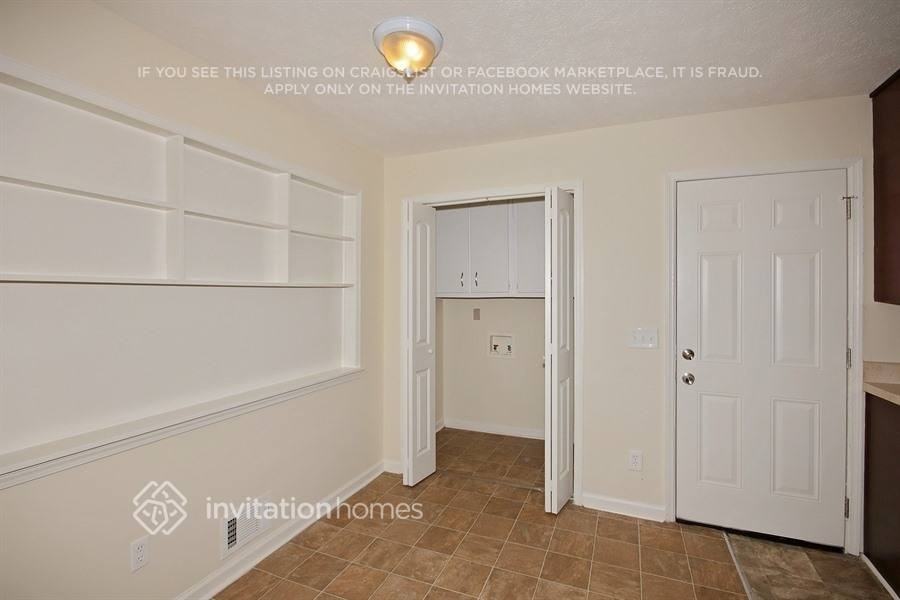 3572 Vicki Ln - Photo 7 of 20