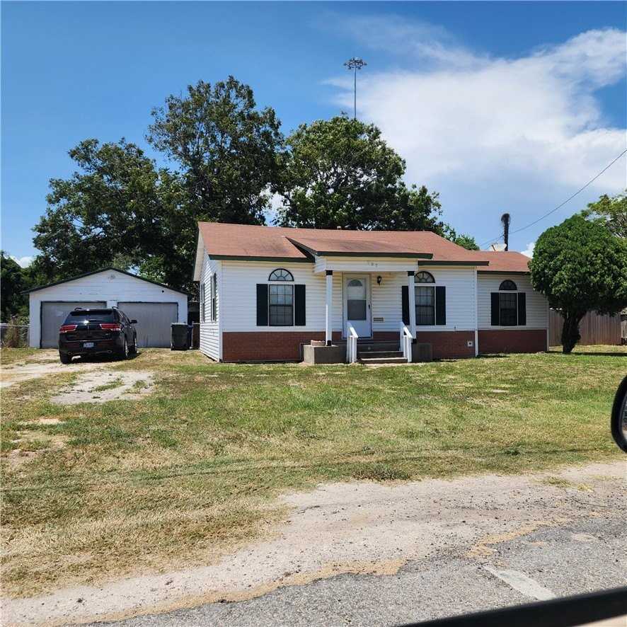 937 Poth Ln - Photo 2 of 13