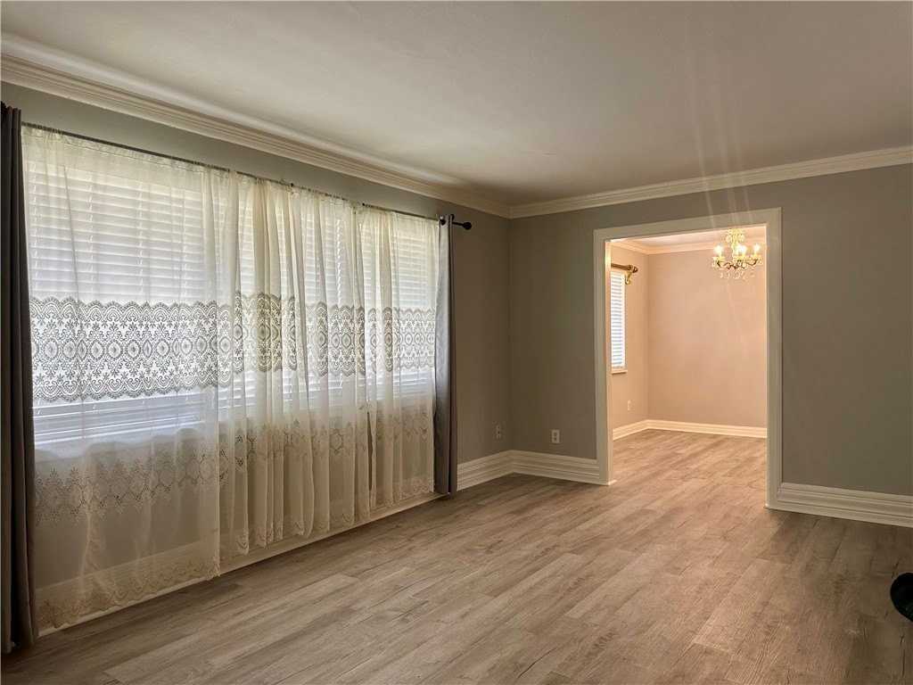 506 Monette Dr - Photo 4 of 35