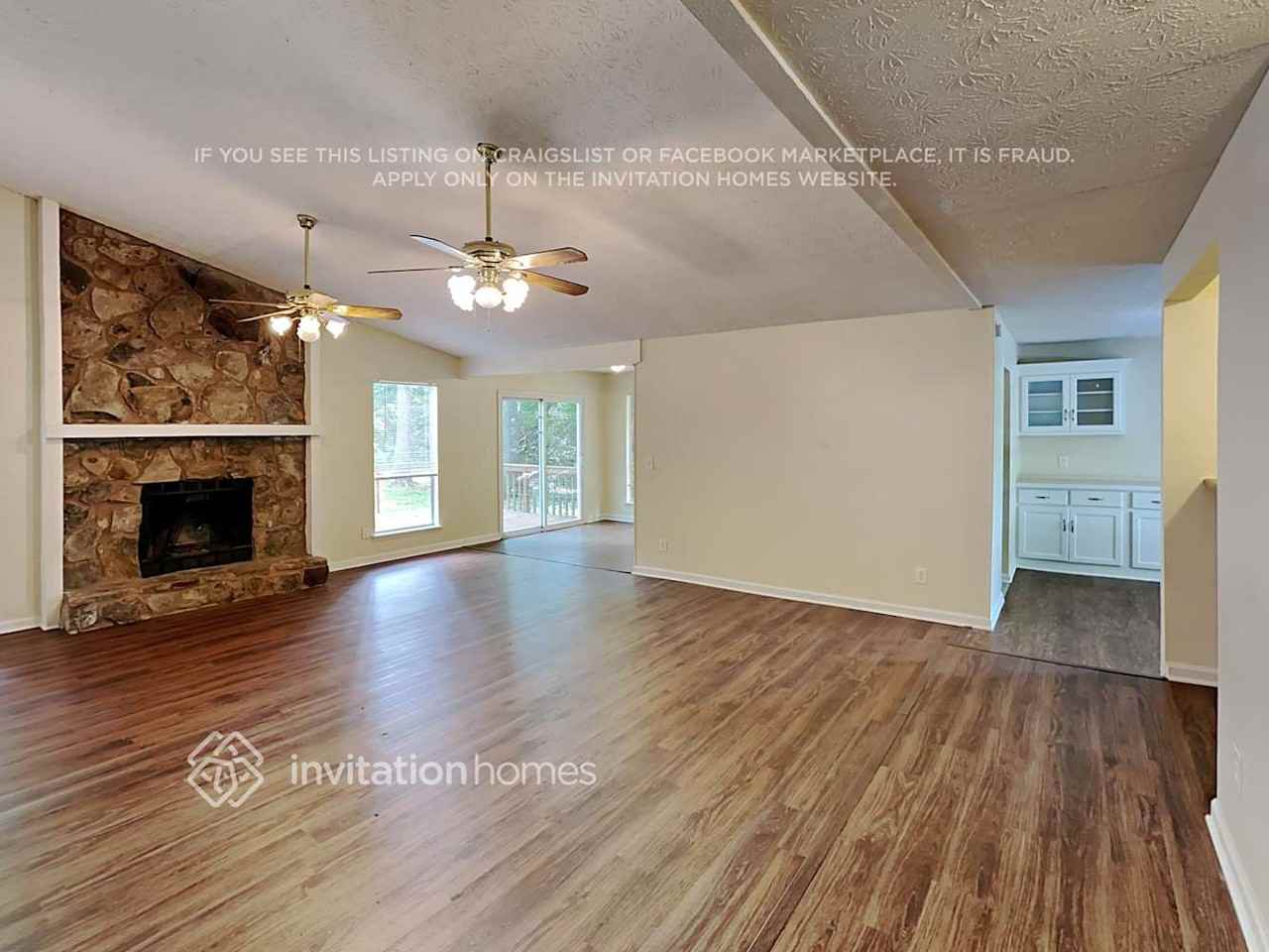 614 Oxford Hall Dr - Photo 4 of 19