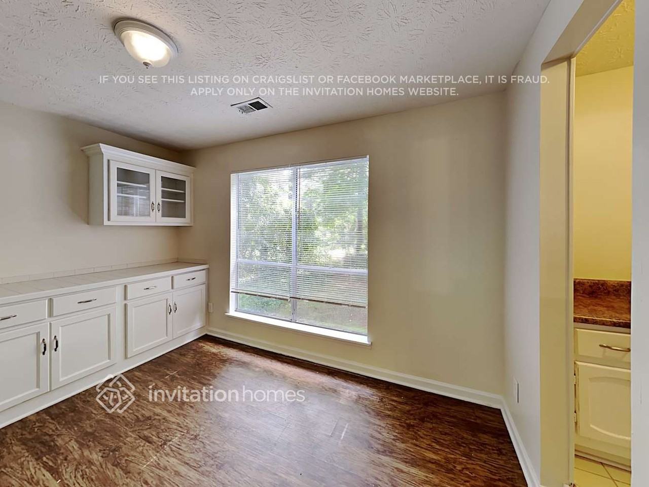 614 Oxford Hall Dr - Photo 6 of 19