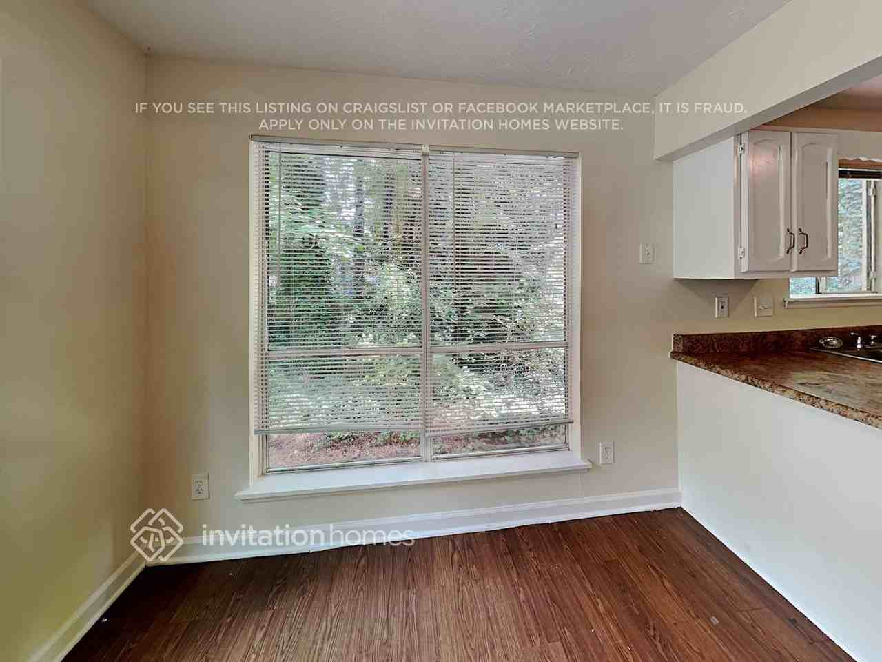 614 Oxford Hall Dr - Photo 7 of 19