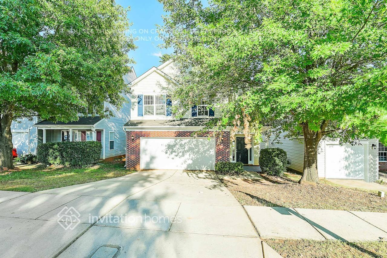 2445 Reid Oaks Dr - Photo 2 of 27